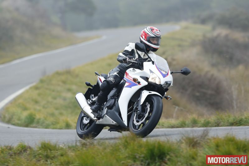 Motorok Honda CB500F és CBR500R