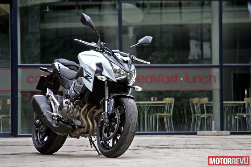 Motorok Kawasaki Z800e ABS Motorok Kawasaki Z800e ABS