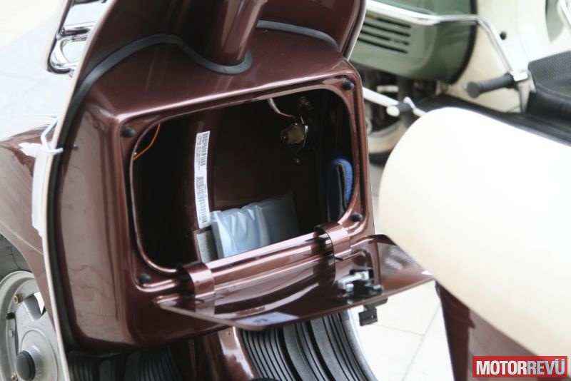 Motorok LML Star Deluxe 4S Bicolor/CVT Motorok LML Star Deluxe 4S Bicolor/CVT