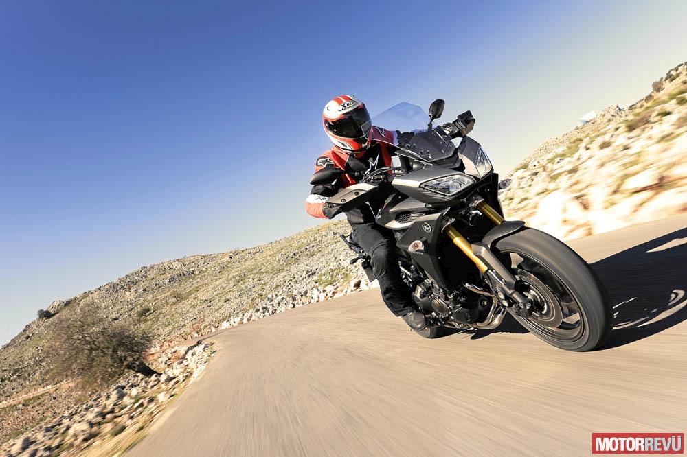 Motorok Yamaha MT-09 Tracer Motorok Yamaha MT-09 Tracer