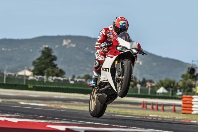 Motorok Ducati 1299 Panigale S Anniversario (2017) Motorok Ducati 1299 Panigale S Anniversario (2017)