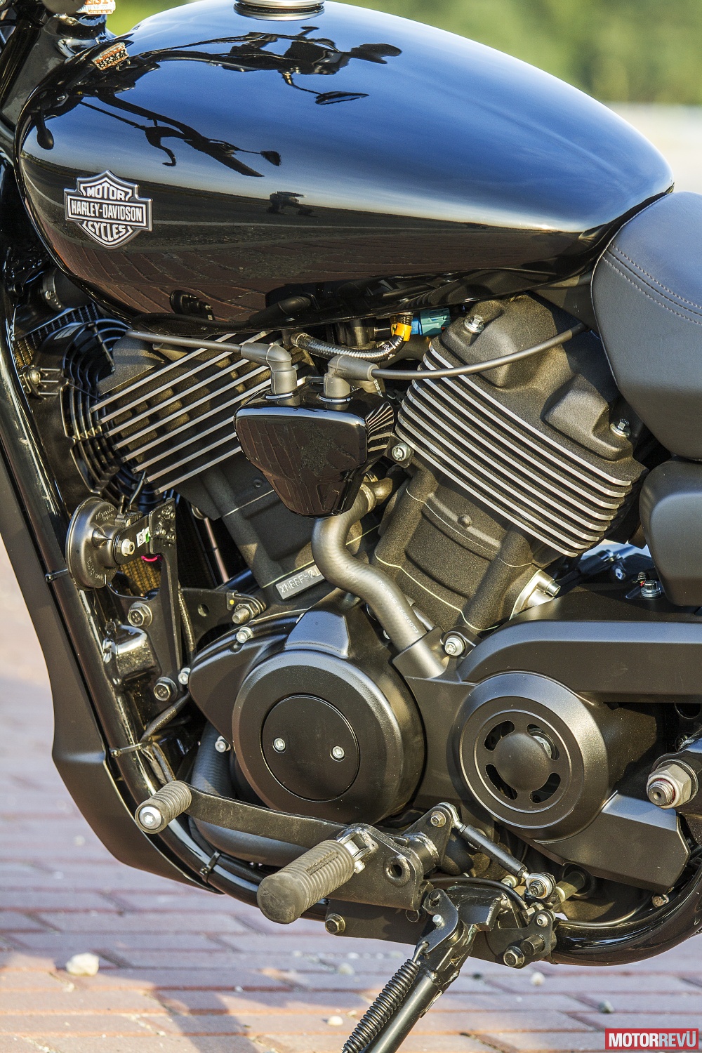 Motorok Harley-Davidson Street 750 Motorok Harley-Davidson Street 750