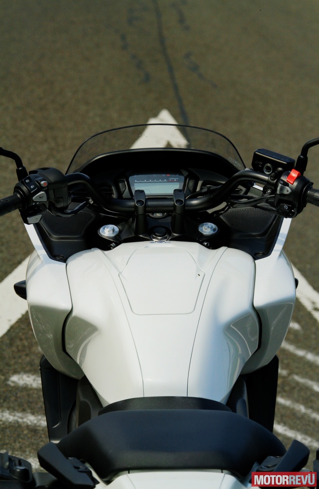 Motorok Honda CTX700D