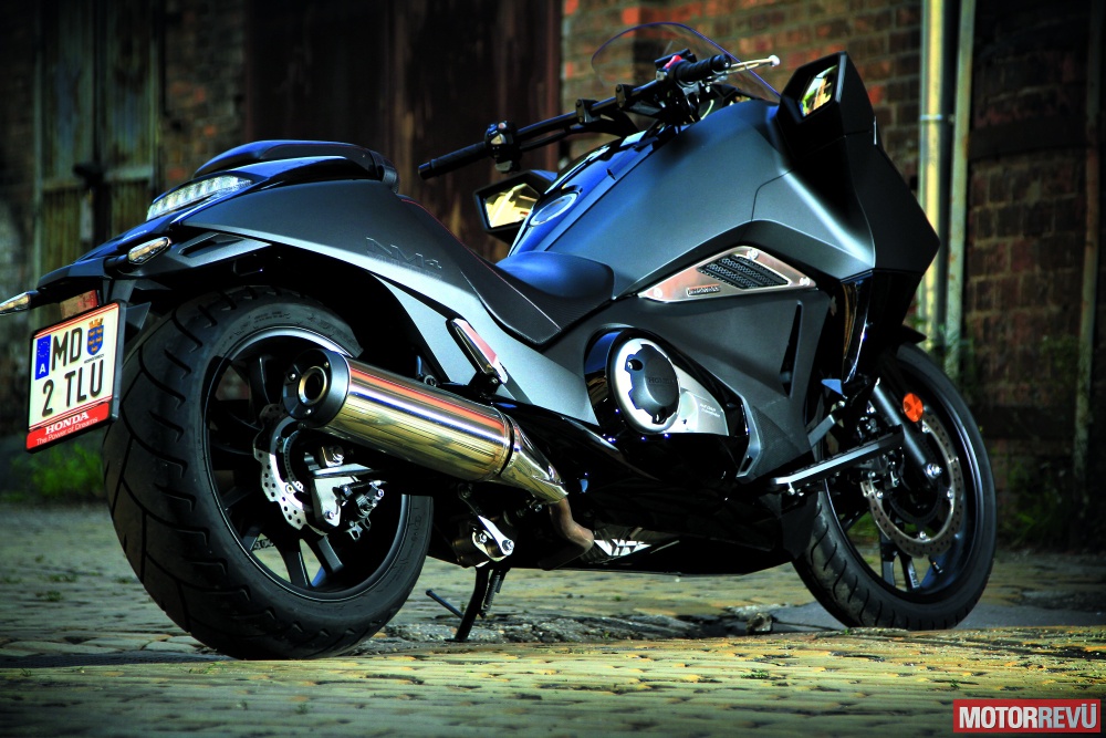 Motorok Honda NM4 Vultus Motorok Honda NM4 Vultus