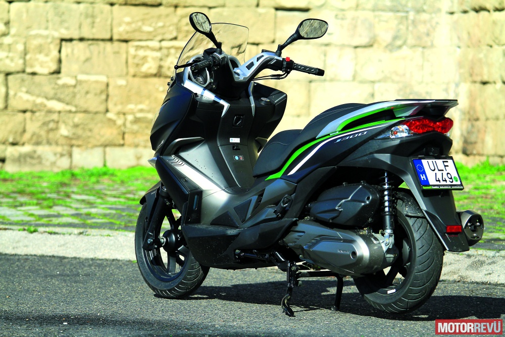 Motorok Kawasaki J300