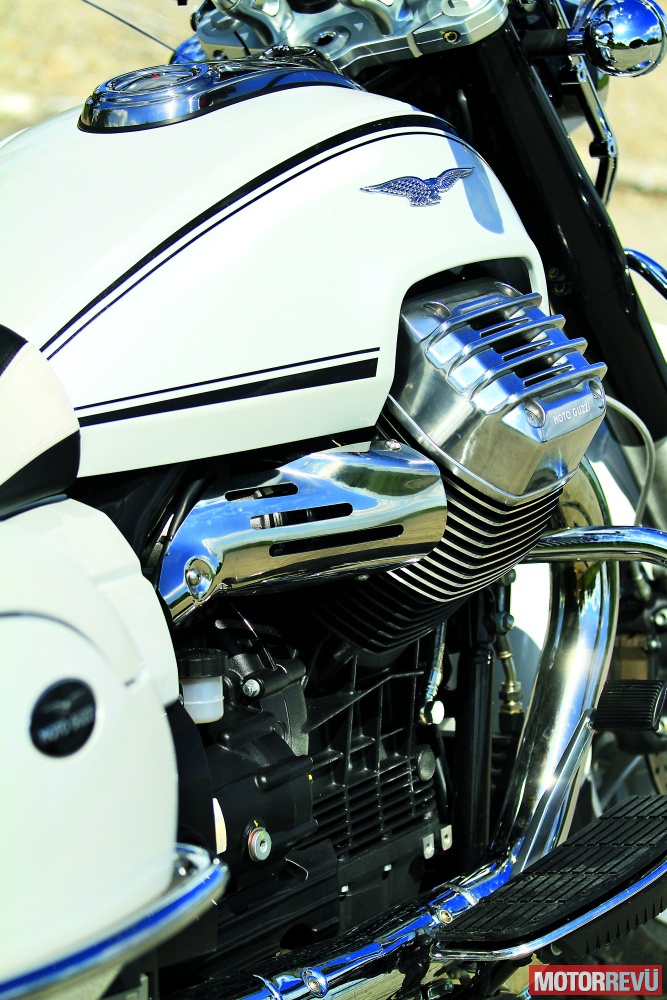 Motorok Moto Guzzi California 1400 Touring