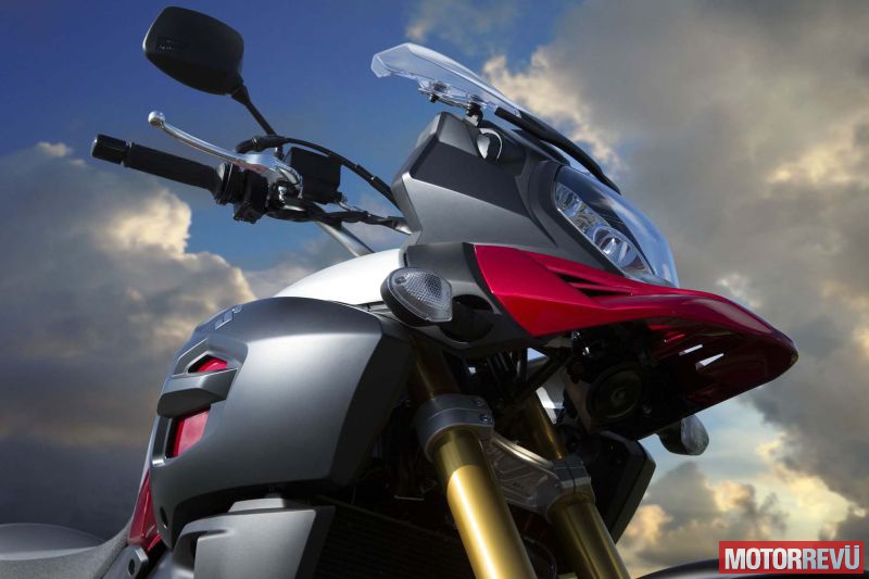 Motorok Suzuki DL1000 V-Strom 2014 Motorok Suzuki DL1000 V-Strom 2014