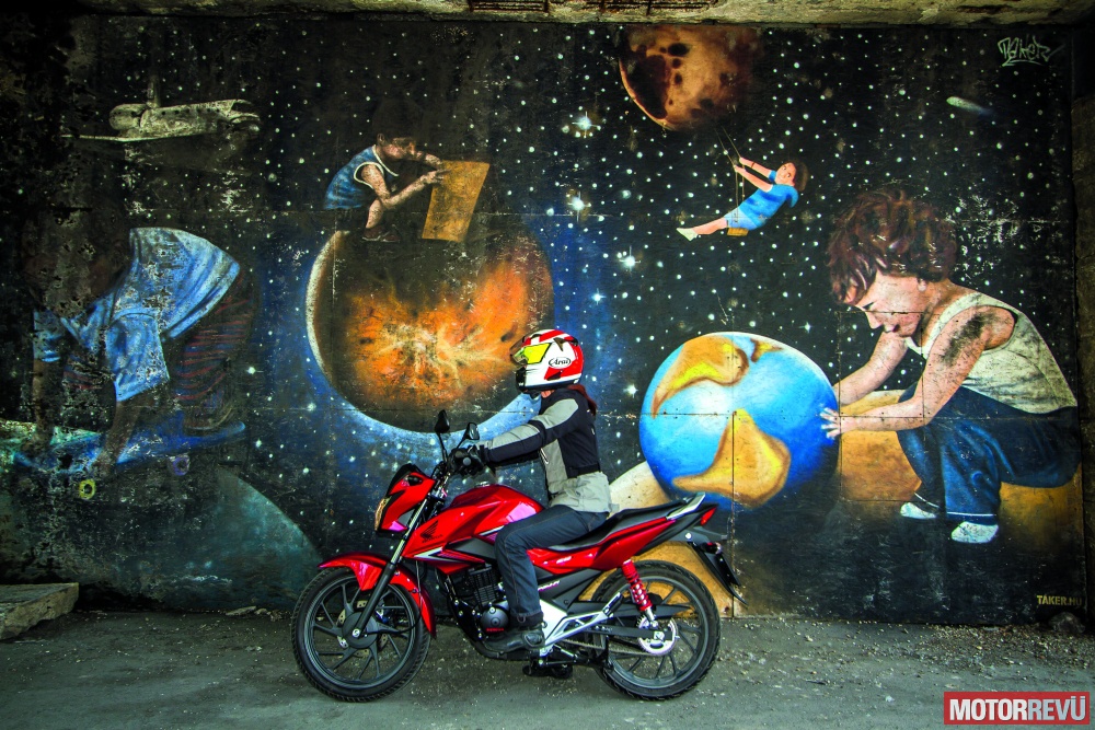 Motorok Tesztek galériája Honda CB125F (2015) Motorok Tesztek galériája Honda CB125F (2015)
