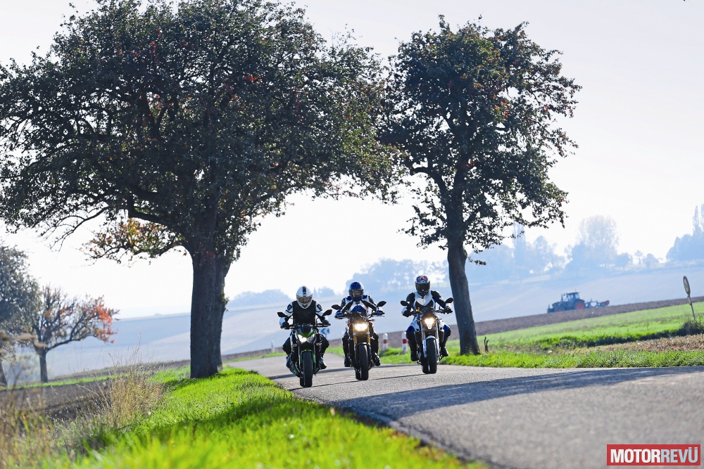 Motorok Tesztek galériája Középkategóriás naked bike-ok - 2016