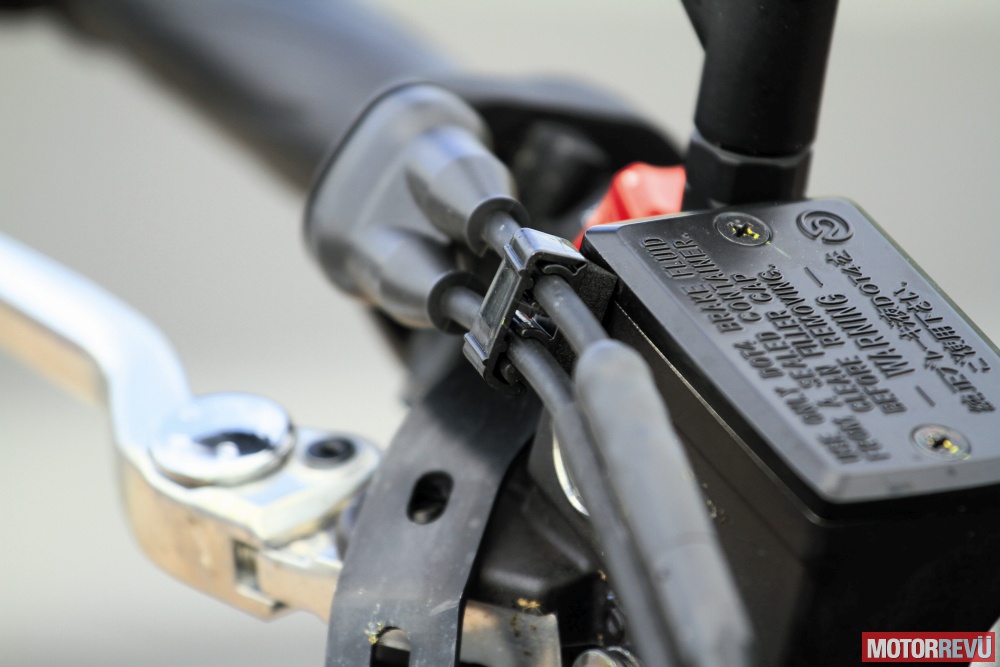 Motorok Tesztek galériája Yamaha MT-07 Moto Cage