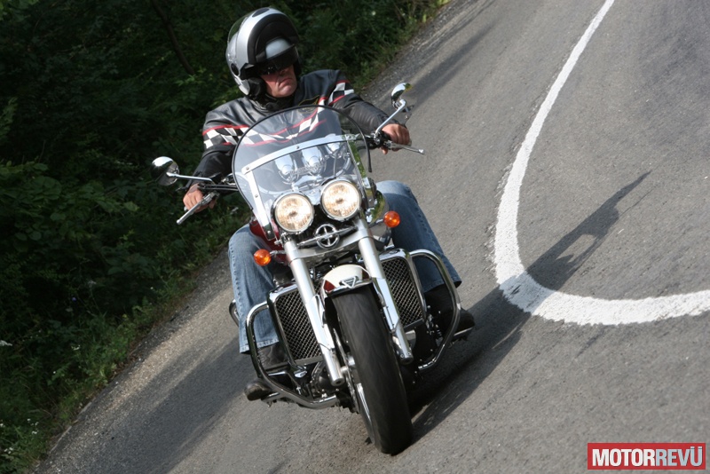 Motorok Triumph Rocket III