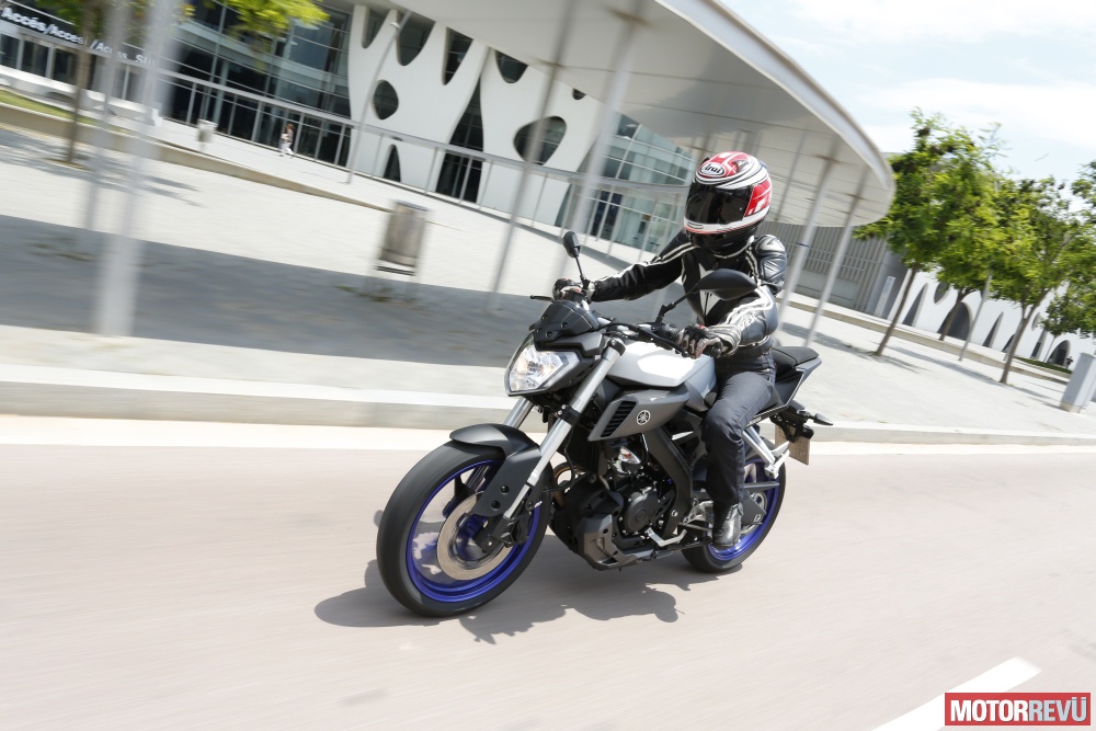 Motorok Yamaha MT-125 Motorok Yamaha MT-125