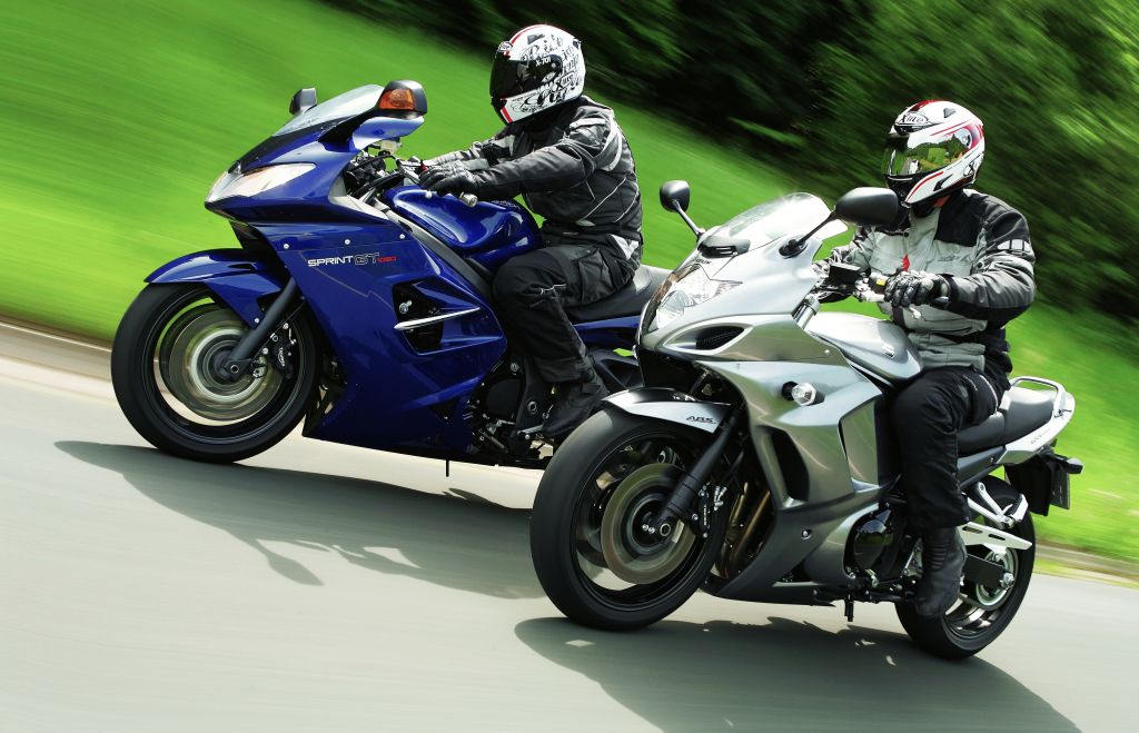 Triumph Sprint ST és Suzuki GSX1250FA összehasonlí­tó teszt